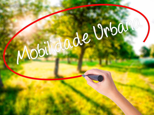 Mujer Escritura a mano Mobilidade Urbana (Movilidad urbana en Portugue
 - Foto, Imagen