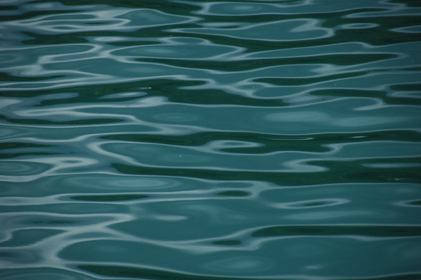 Gün ışığında su dalgaları - Fotoğraf, Görsel