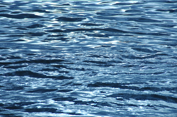 Vodní vlny za denního světla - Fotografie, Obrázek