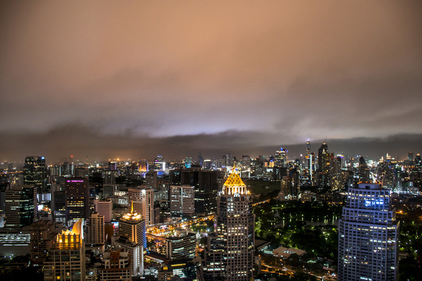 Bangkok City Skyline en las luces de noche Tailandia 2
 - Foto, imagen