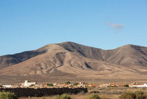Belle montagne vulcaniche su Fuerteventura. Isole Canarie. Fuerteventura. Isole Canarie
 - Foto, immagini
