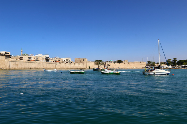 Acre vanha linnoitus merellä
  - Valokuva, kuva