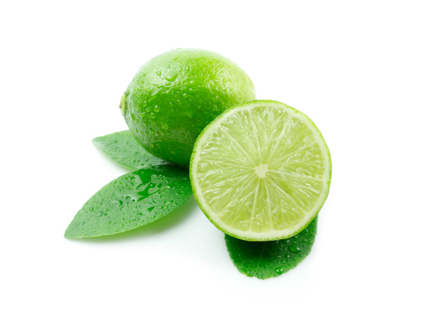 Lime met bladeren op witte achtergrond - Foto, afbeelding