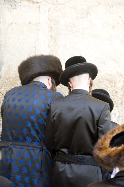 Хасидська Chassidic євреїв молитися в The Isr Єрусалим Стіна плачу - Фото, зображення
