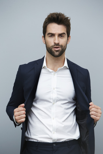 Handsome man in suit and shirt - Foto, afbeelding