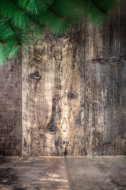 árbol de Navidad sobre fondo de madera - Foto, imagen
