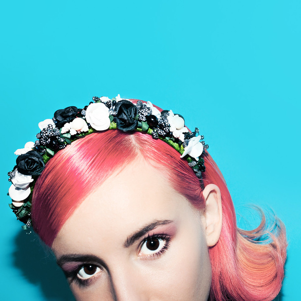 Lady gothic with floral wreath on her head. Stylish hair accesso - Fotoğraf, Görsel