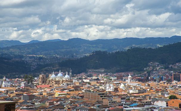 Вид на город Куэнка
 - Фото, изображение