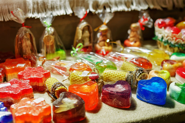 Slavnostní handmade mýdlo v Rize vánoční trh - Fotografie, Obrázek