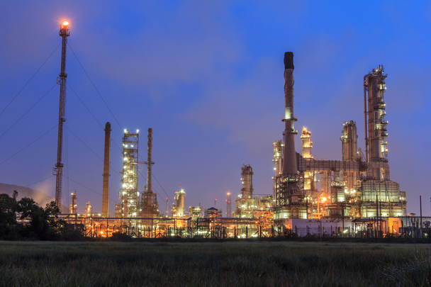 Impianto petrolchimico, raffineria
 - Foto, immagini