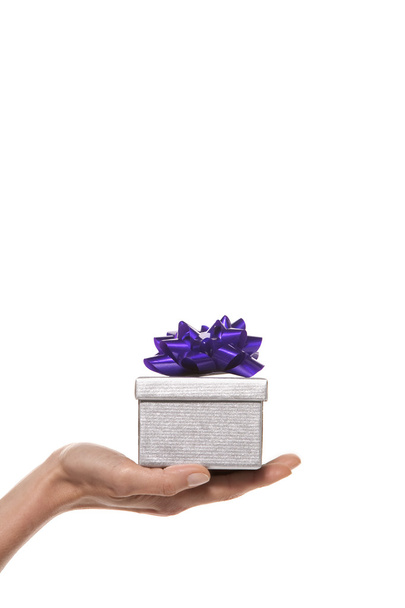 Hand holding a gift - Foto, imagen
