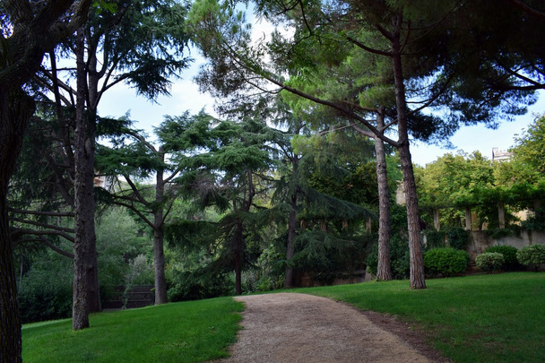  Barcelona Horta labirintus Park - Fotó, kép