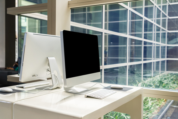 Computer  on table in office, Workspace . - Fotoğraf, Görsel