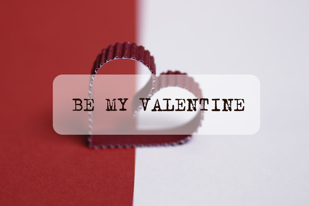 heart shape text be my valentine - 写真・画像