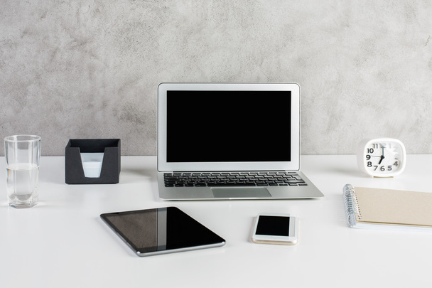 Desktop with laptop - Фото, зображення