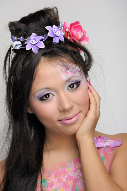 Primer plano retrato de chica asiática con maquillaje
 - Foto, imagen