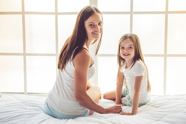 Mother and daughter at home - Photo, image