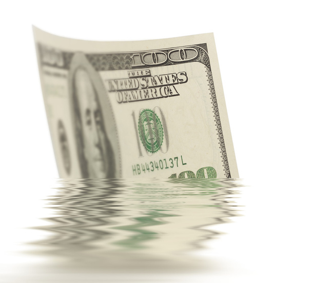 Dólar flotando en el agua
 - Foto, imagen