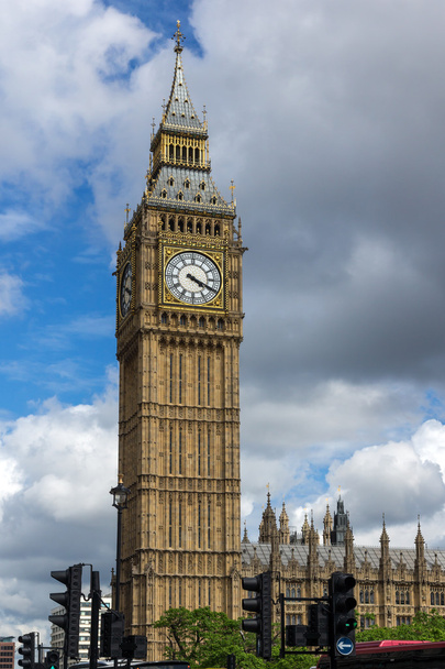 Chmury nad Big Ben, Londyn, Anglia - Zdjęcie, obraz