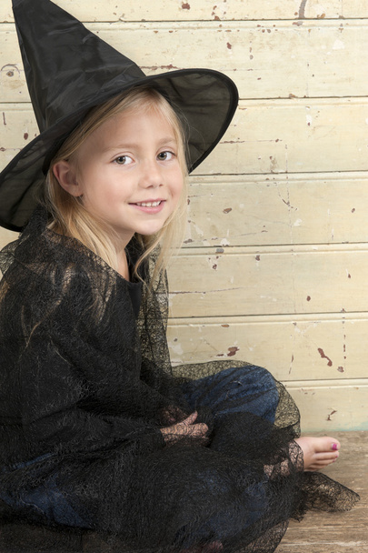little halloween witch - Foto, immagini