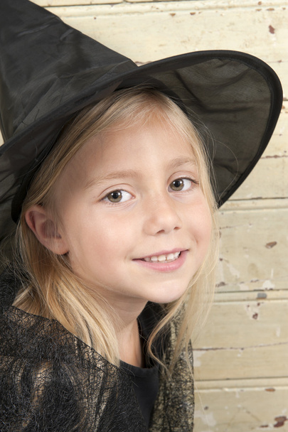 little halloween witch - Фото, изображение