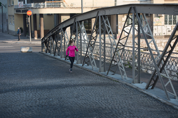 sporty woman jogging on morning - Fotografie, Obrázek