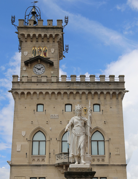 Statue of Liberty in the main square San Marino in Central Italy - Photo, Image