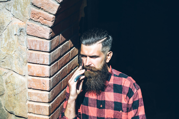 man with old fashion razor - Fotografie, Obrázek