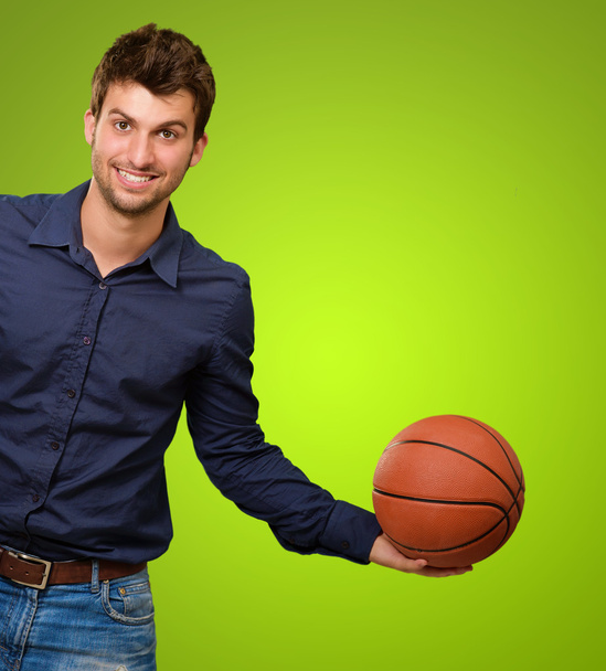 Man Holding Basketball - Fotografie, Obrázek