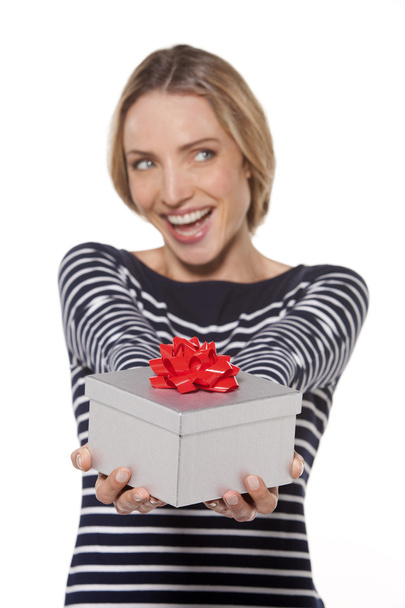 Woman with a gift box - Foto, imagen