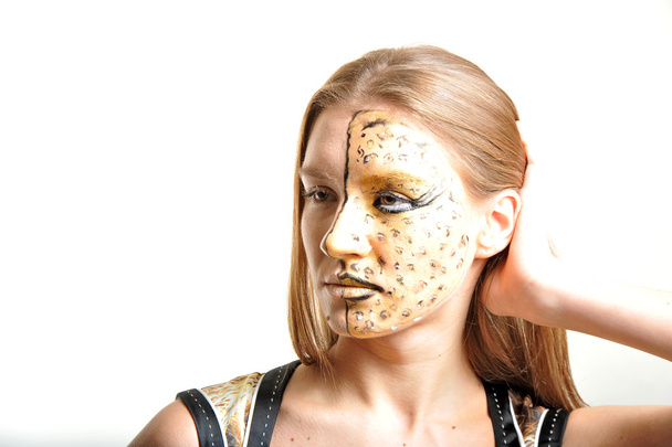 a nők a festett arc smink stúdió portré - Fotó, kép