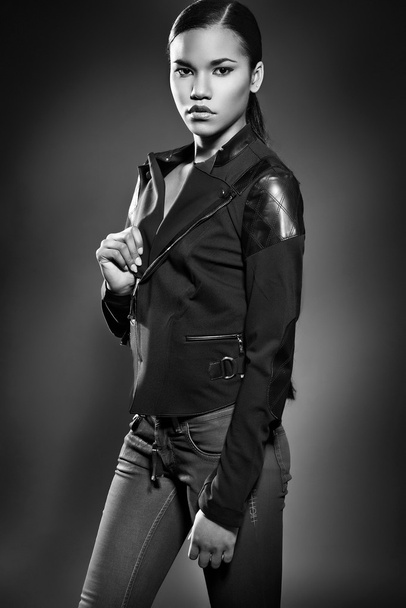 beauty black model posing in the studio - Photo, Image