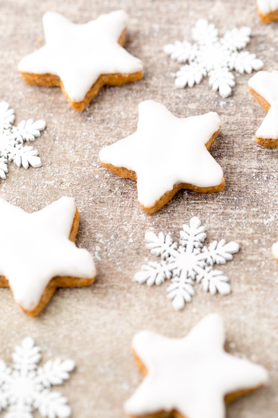 Christmas cookies with small christmas decoration. - Foto, Imagem