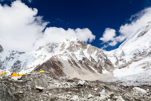 Everest Base Camp in Himalaya Mountains Landscape, Camping in Te - 写真・画像