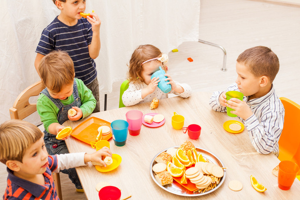 Lunch in kindergarden - Valokuva, kuva