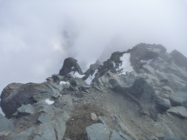 climbing rocky route to the grossglockner mountain - Zdjęcie, obraz