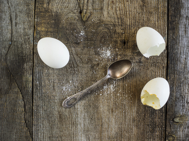 egg shells from eaten boiled eggs - Zdjęcie, obraz