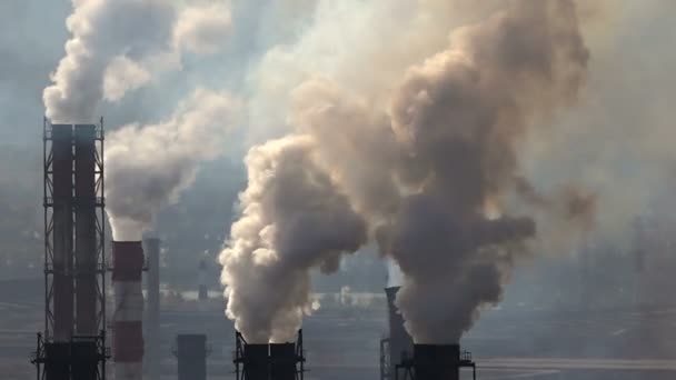 Zanieczyszczenia powietrza w zakładzie dym metalurgii - Materiał filmowy, wideo