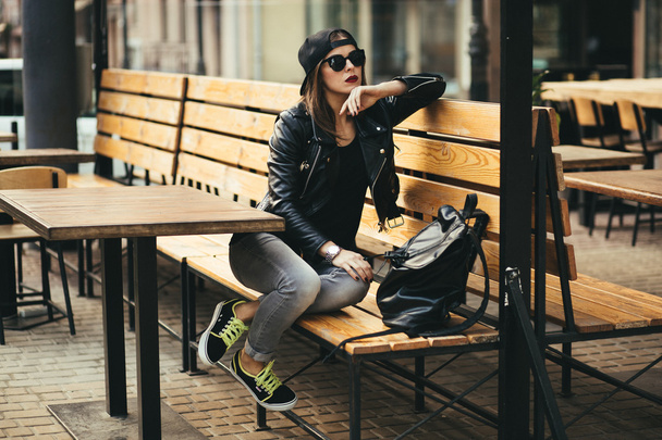 mulher no café de rua - Foto, Imagem