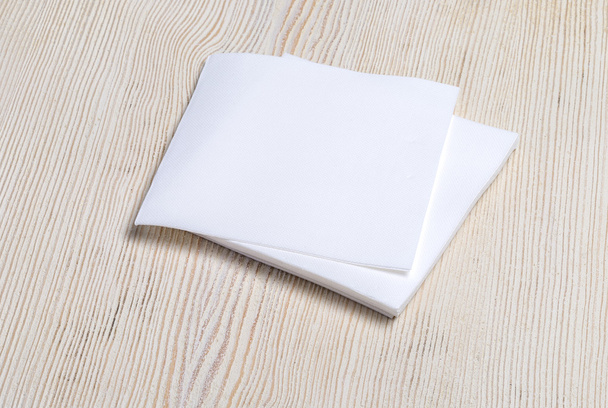 servilleta de papel blanco
  - Foto, Imagen