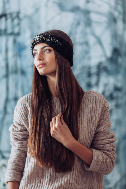 young  woman in warm headband - Foto, Imagen