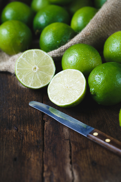 Green lemons fruit - Фото, зображення