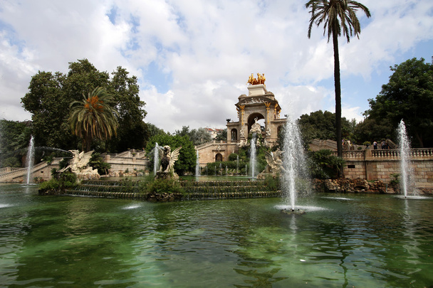 Fontaine au Parc De la Ciutadella à Barcelone, Espagne
 - Photo, image