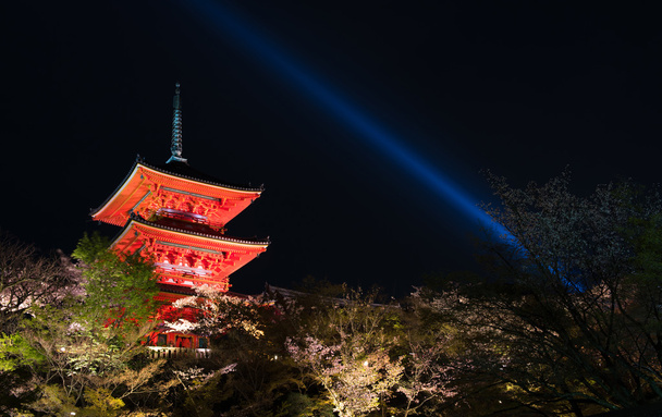 Kiyomizu dera chrám, lehké až na jaře - Fotografie, Obrázek