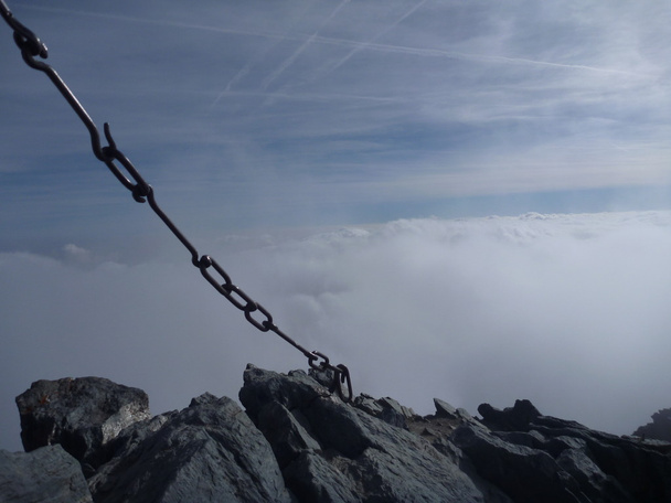 mászni sziklás útvonalon a grossglockner-hegyre - Fotó, kép