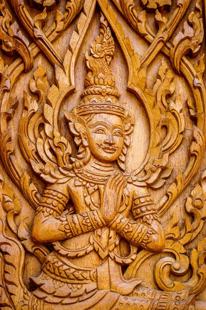 Traditionele Thaise kunst in houtsnijwerk. - Foto, afbeelding