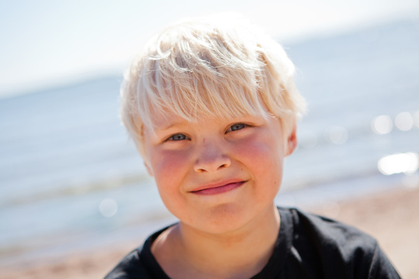 Boy on the beach - Fotografie, Obrázek
