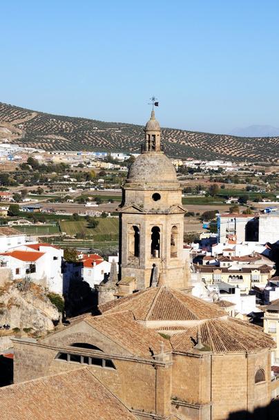 Blick auf die Stadt und Kirche, loca, spanien. - Foto, Bild