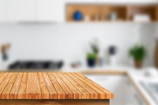 nejvyšší dřevěný stůl - Fotografie, Obrázek