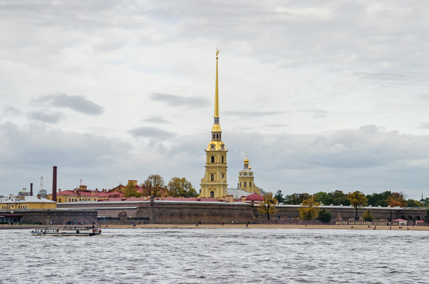Петропавлівська фортеця з Піщана скульптура фестиваль оголосив - Фото, зображення